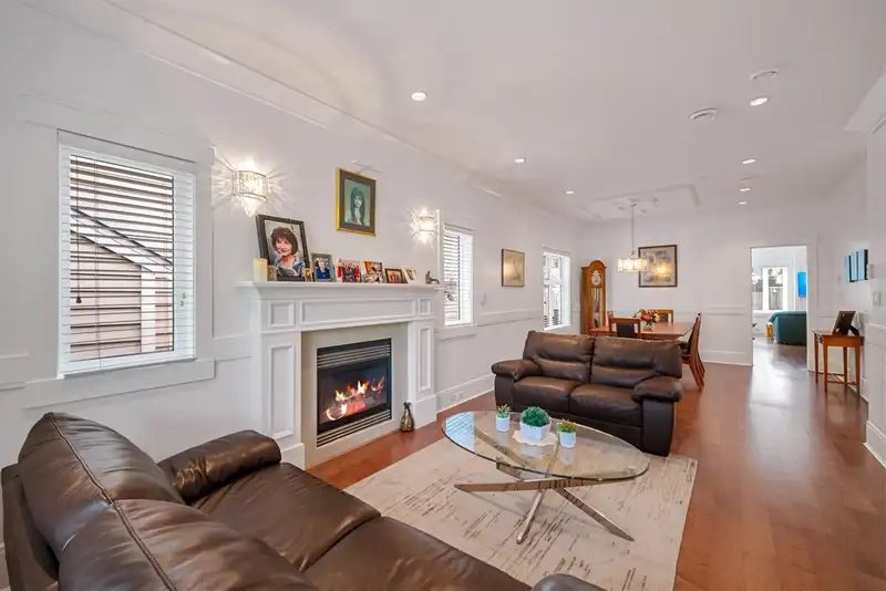3288 W 32ND AVENUE - photo 3 of 39
