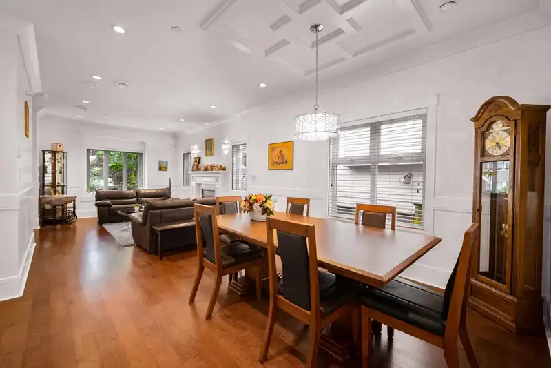 3288 W 32ND AVENUE - photo 4 of 39