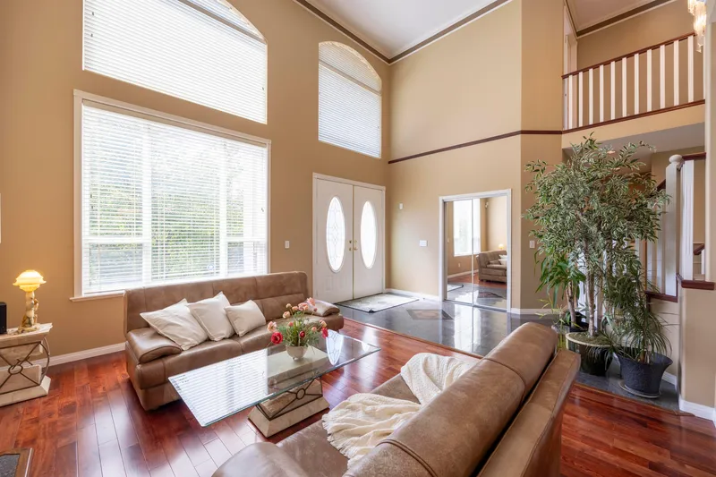 218 PARKSIDE DRIVE - photo 2 of 25