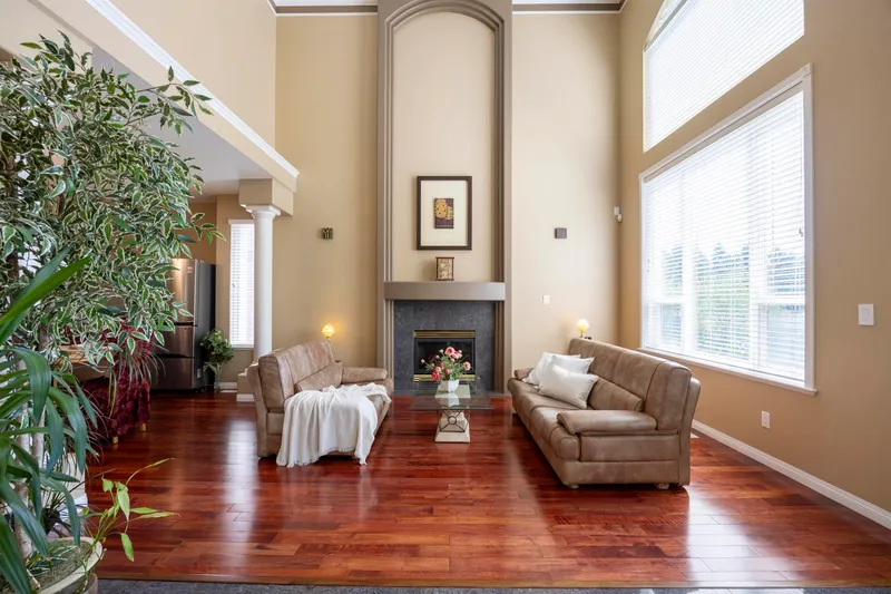 218 PARKSIDE DRIVE - photo 3 of 25