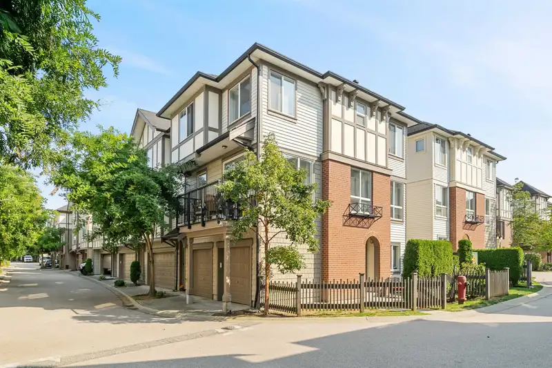 73 7848 209TH STREET - photo 1 of 29