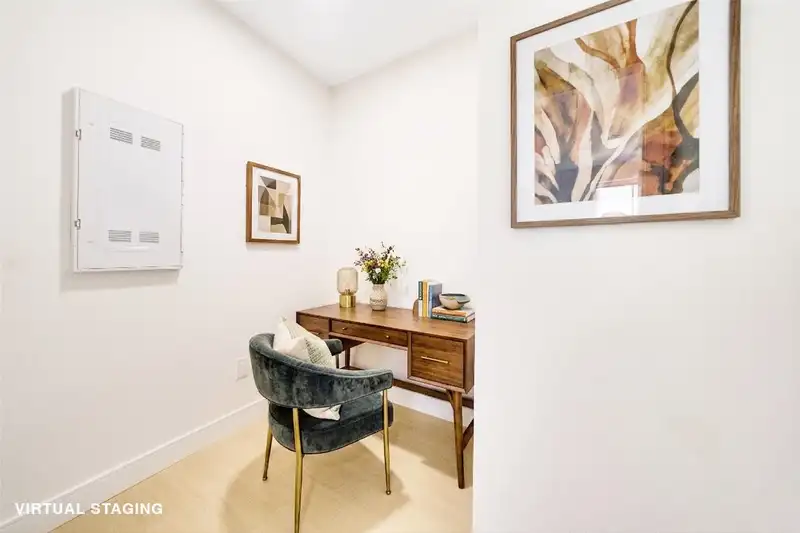 204 918 W 32ND AVENUE - photo 4 of 13