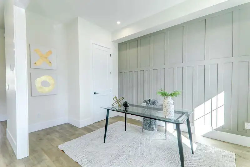 20669 76 AVENUE - photo 4 of 36