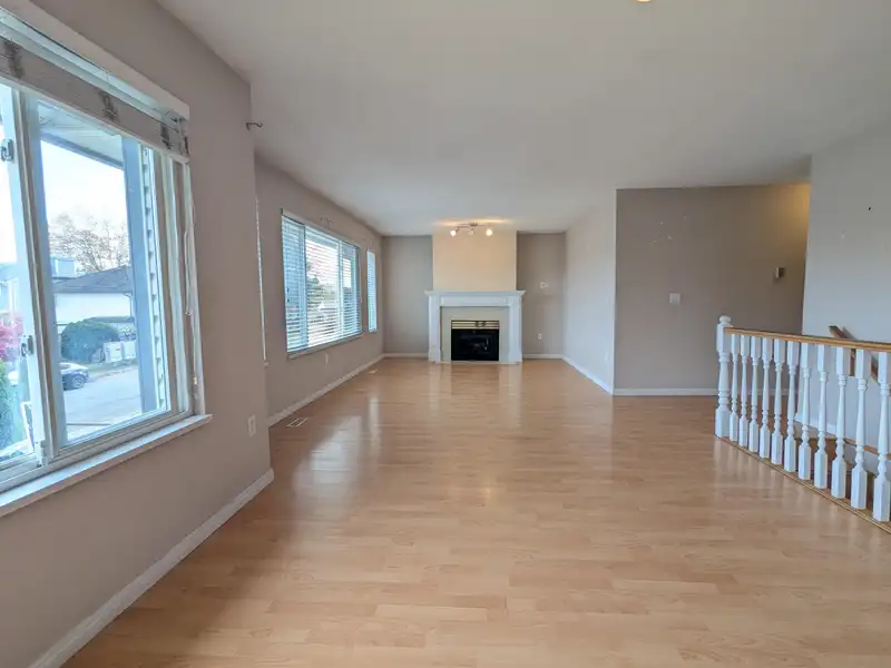 5531 OLIVER DRIVE - photo 3 of 34