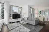 808 689 ABBOTT STREET - thumbnail 1