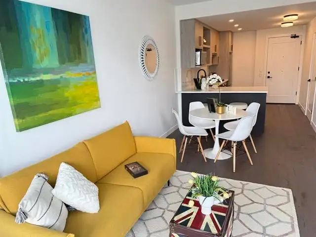 302 6859 CAMBIE STREET - photo 4 of 18