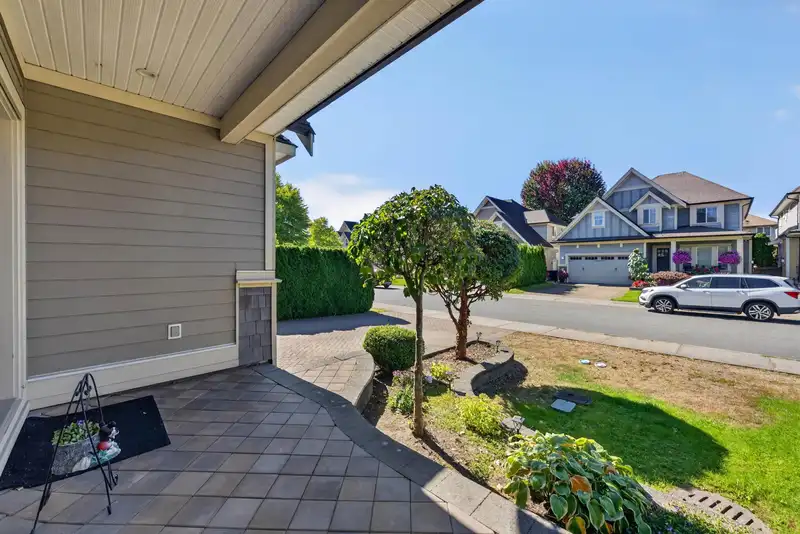 7296 198A STREET - photo 4 of 40