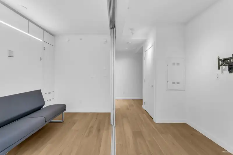 813 13438 CENTRAL AVENUE - photo 3 of 27