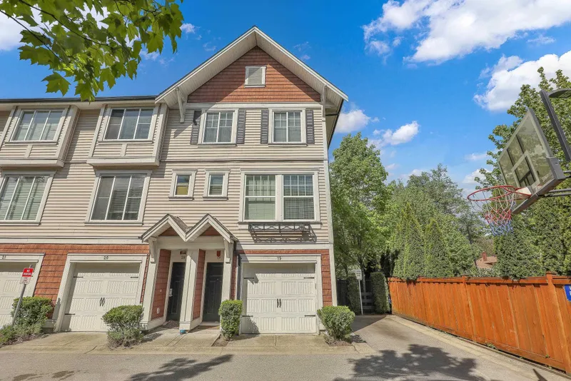 19 8713 158 STREET - photo 2 of 25