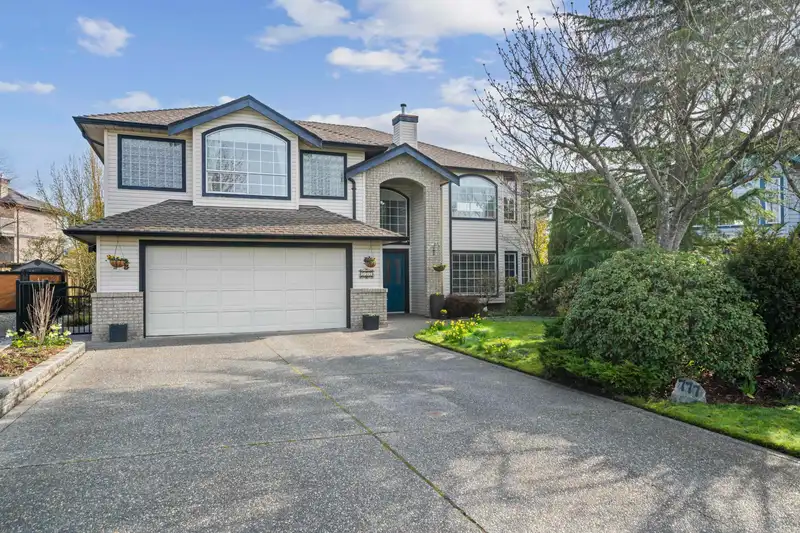 777 CANNON GREEN - photo 1 of 38
