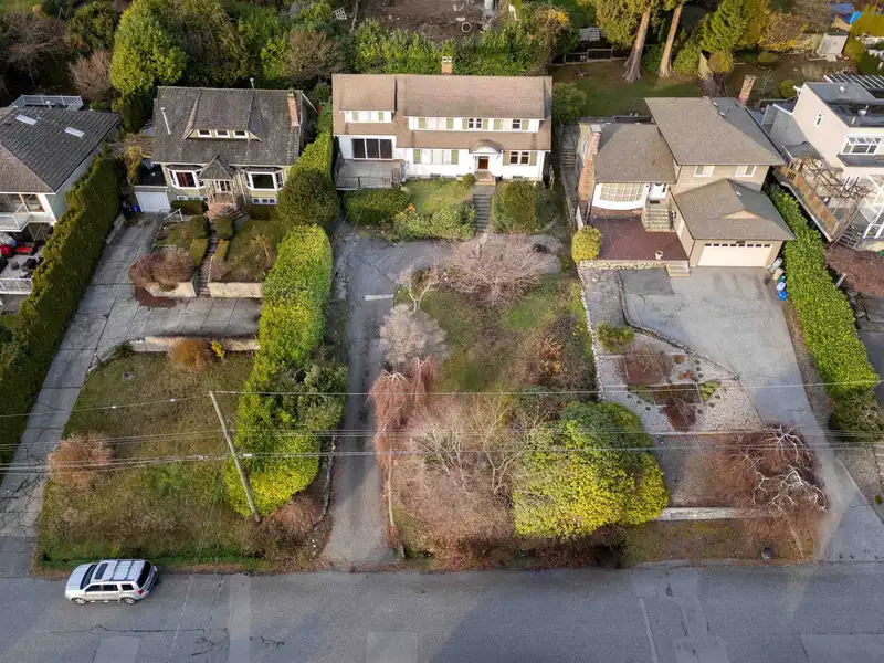 2347 NELSON AVENUE - photo 1 of 20
