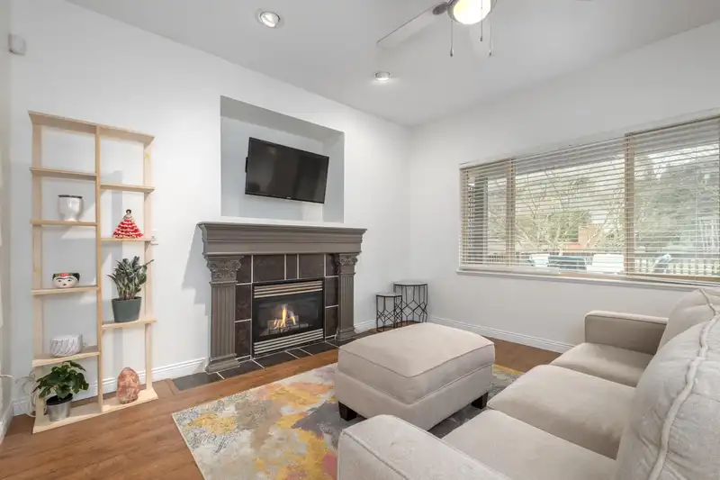 11627 238A STREET - photo 2 of 40