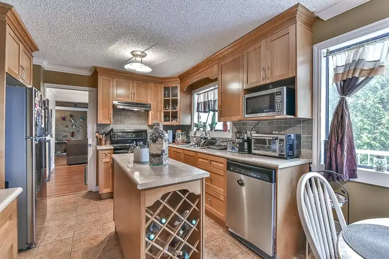 13243 COULTHARD ROAD - photo 4 of 35