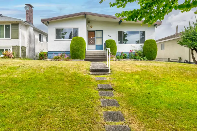 3053 E 16TH AVENUE - photo 1 of 26