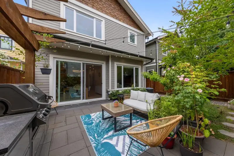 2075 E 6TH AVENUE - photo 1 of 37