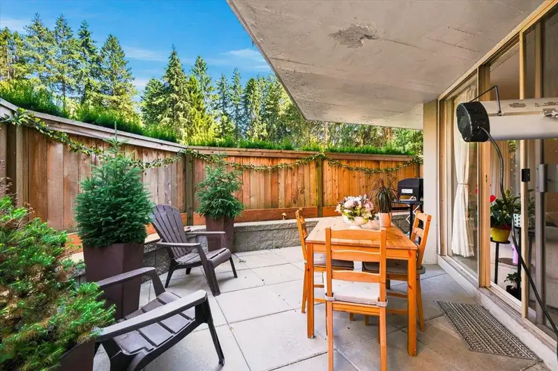 108 2024 FULLERTON AVENUE - photo 2 of 21