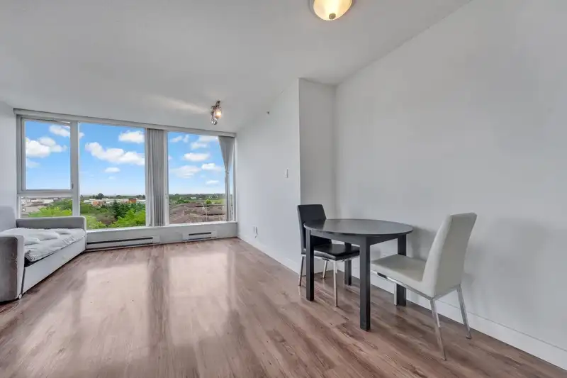 1103 5028 KWANTLEN STREET - photo 3 of 28