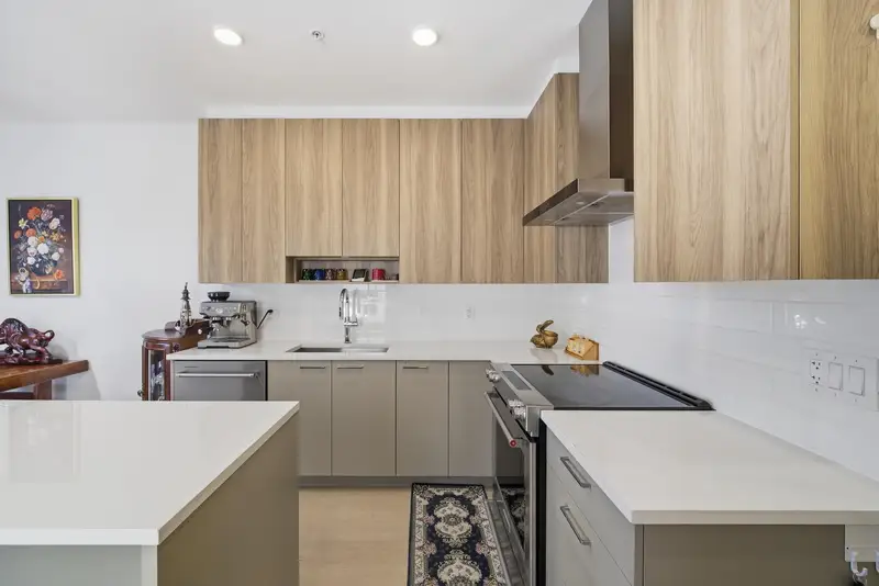 309 7588 16TH STREET - photo 4 of 25