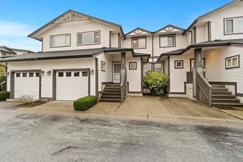 133 20820 87 AVENUE - photo 1 of 37