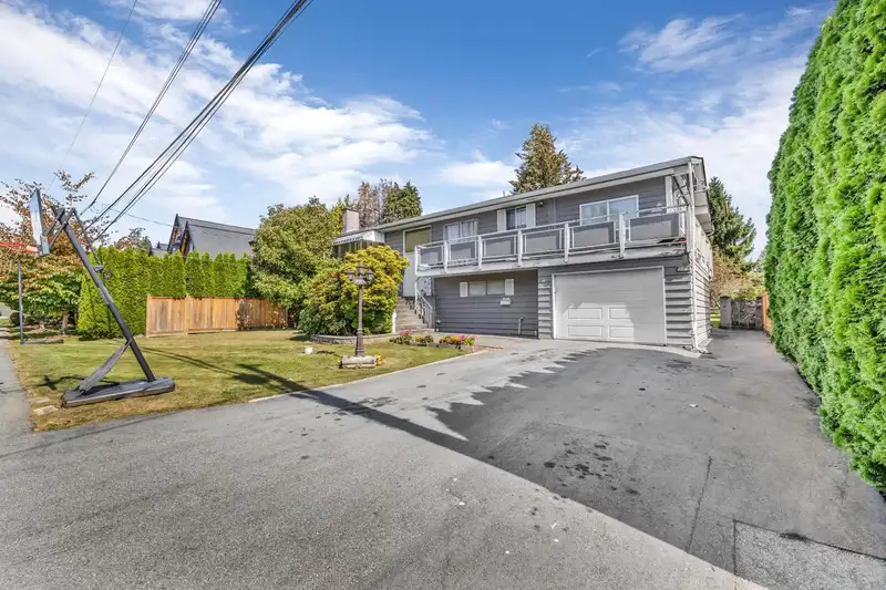 7514 115A STREET - photo 2 of 24