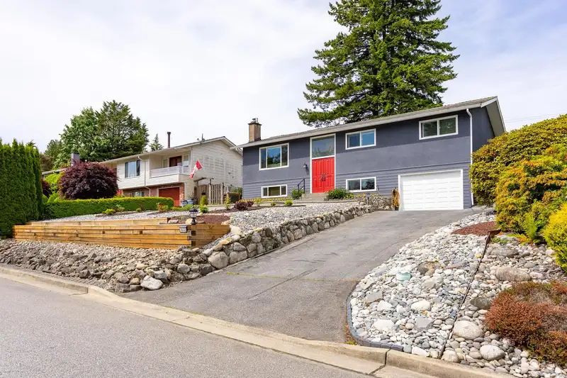 3032 ARMADA STREET - photo 2 of 40