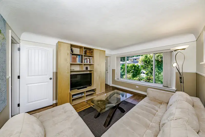 1625 WESTOVER ROAD - photo 4 of 38