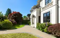 5989 CARTIER STREET - thumbnail 2