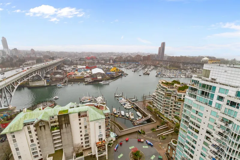 2302 1500 HOWE STREET - photo 1 of 20