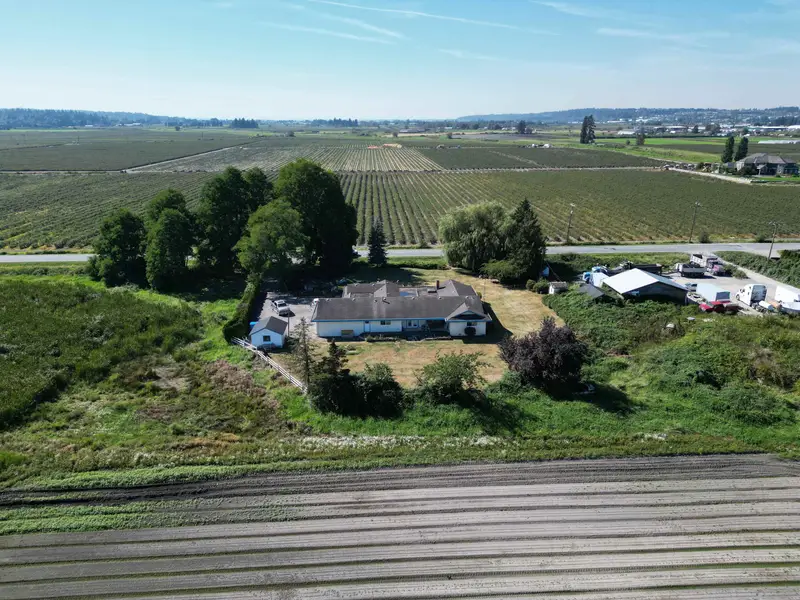 4444 168 STREET - photo 4 of 16