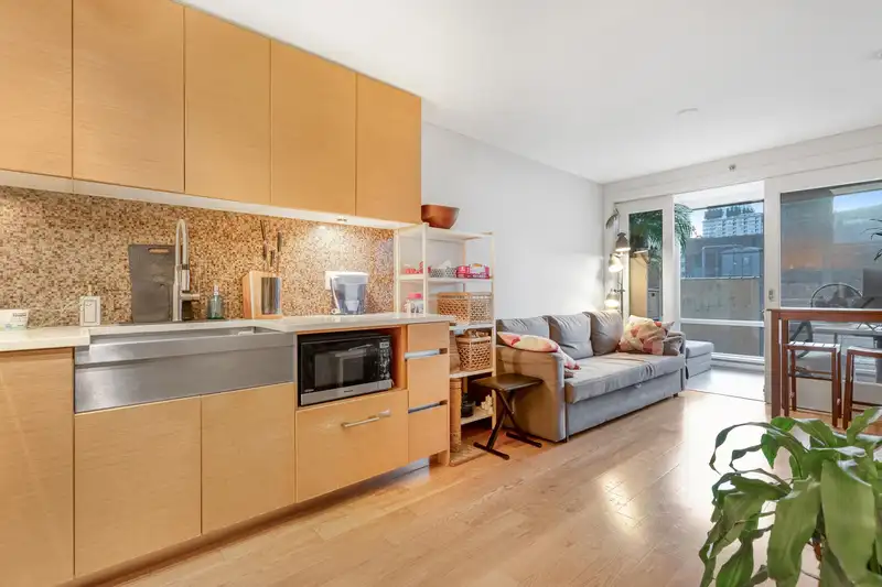 706 565 SMITHE STREET - photo 4 of 13