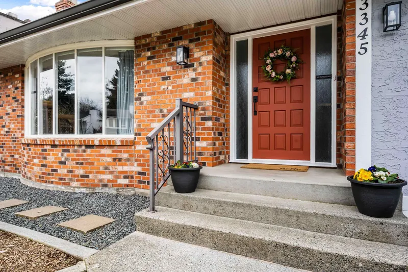 3345 VERNON TERRACE - photo 2 of 25