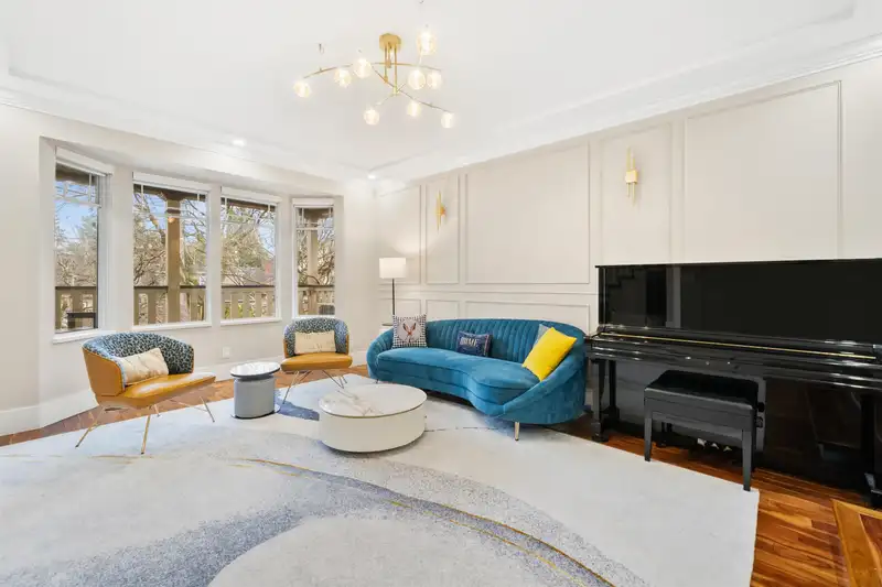 311 LIVERPOOL STREET - photo 2 of 26