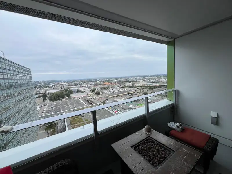 2101 488 SW MARINE DRIVE - photo 2 of 14