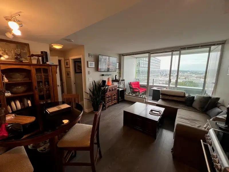 2101 488 SW MARINE DRIVE - photo 3 of 14