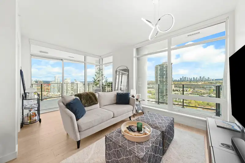 2609 2181 MADISON AVENUE - photo 4 of 37