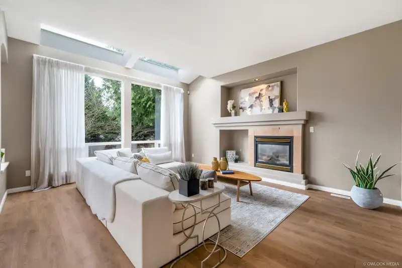 10940 164TH STREET - photo 2 of 31