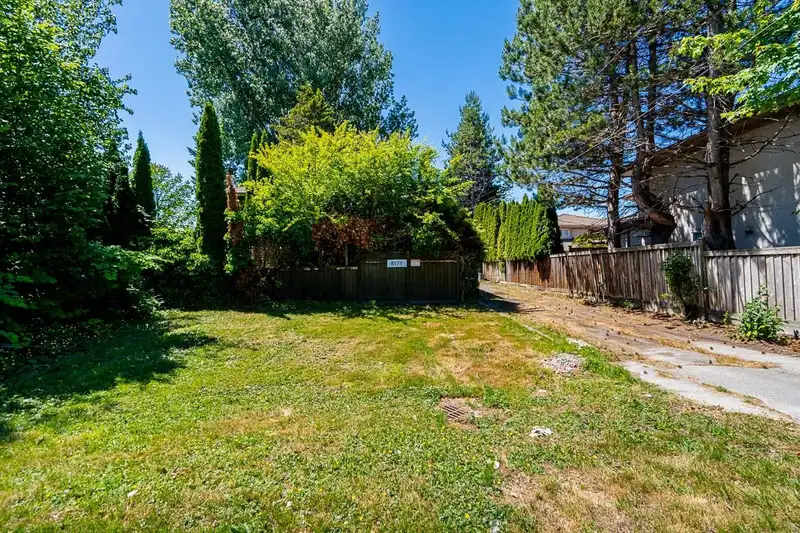 8171 GARDEN CITY ROAD - photo 3 of 40