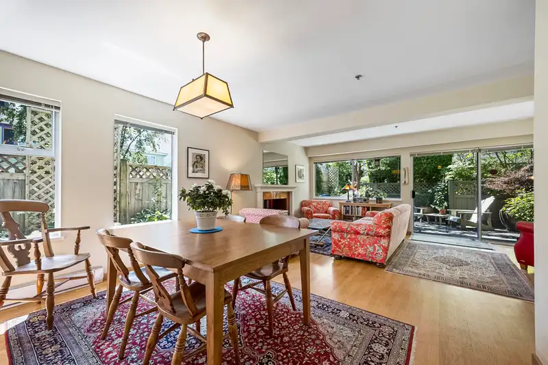 7 4153 SOPHIA STREET - photo 1 of 37