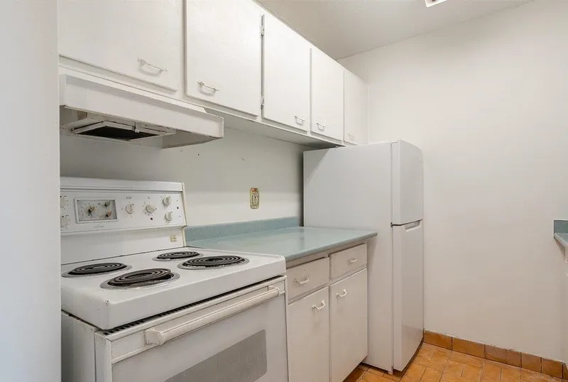 2103 1330 HARWOOD STREET - photo 4 of 20