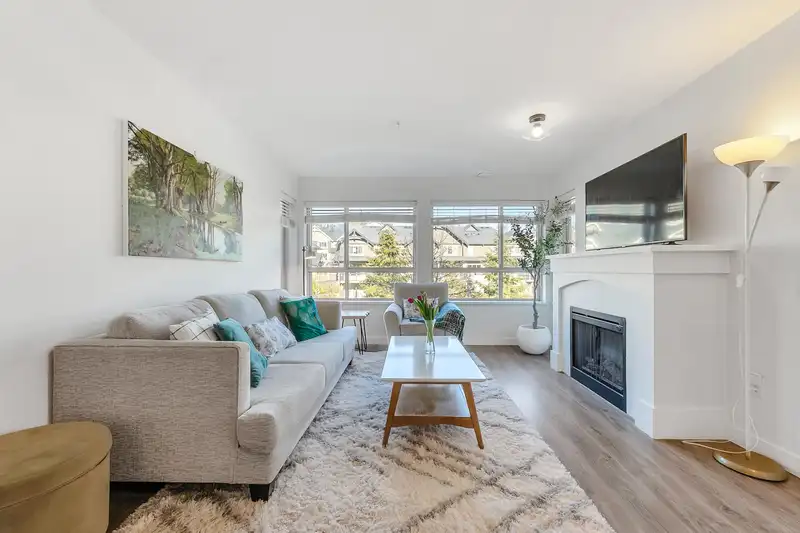 401 3132 DAYANEE SPRINGS BOULEVARD - photo 4 of 35