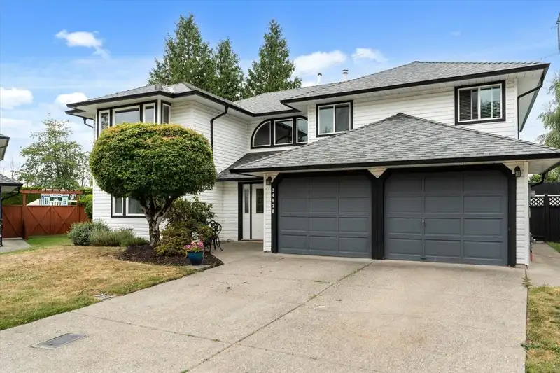 34870 CASSIAR COURT - photo 1 of 32