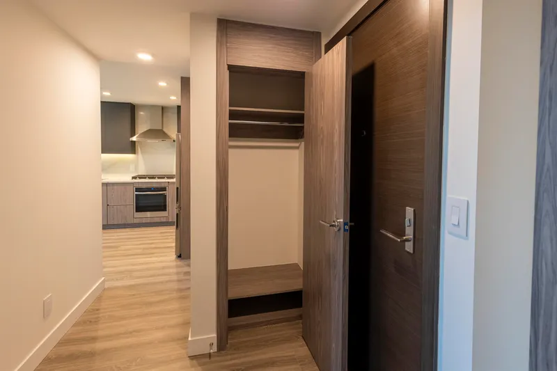 3506 10750 135A STREET - photo 3 of 25