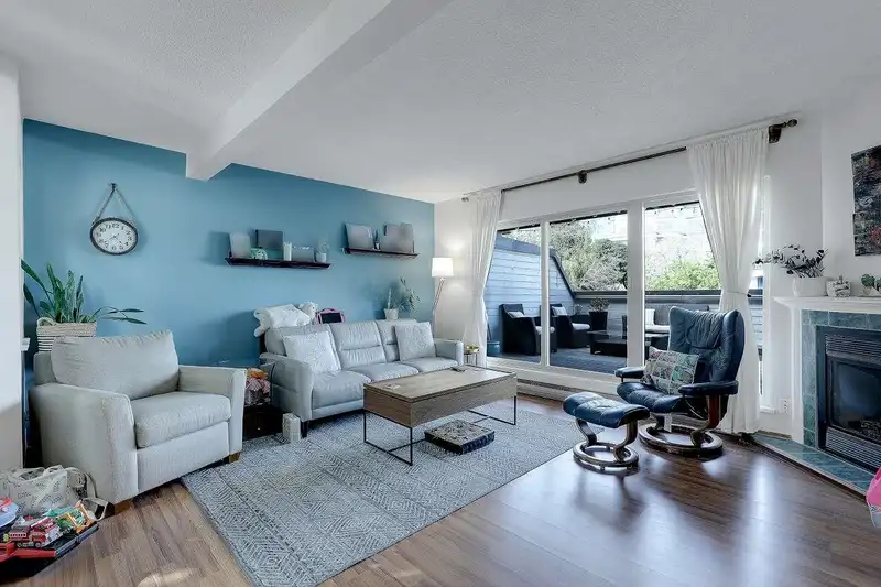 1491 MERKLIN STREET - photo 2 of 32