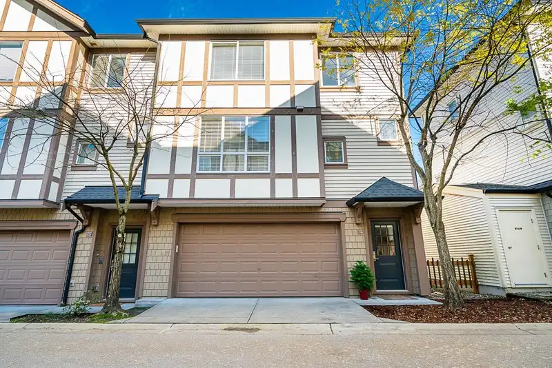 74 7848 209 STREET - photo 1 of 39