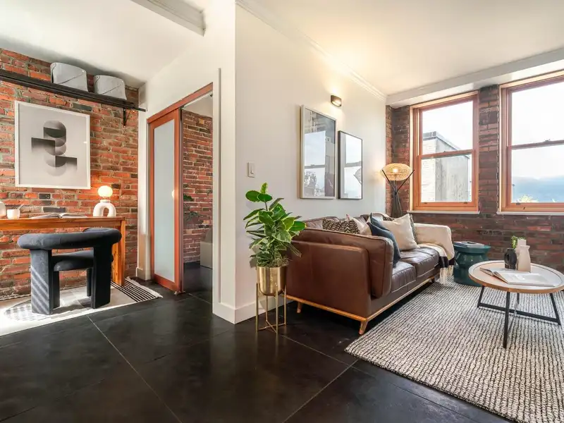 601 233 ABBOTT STREET - photo 1 of 22