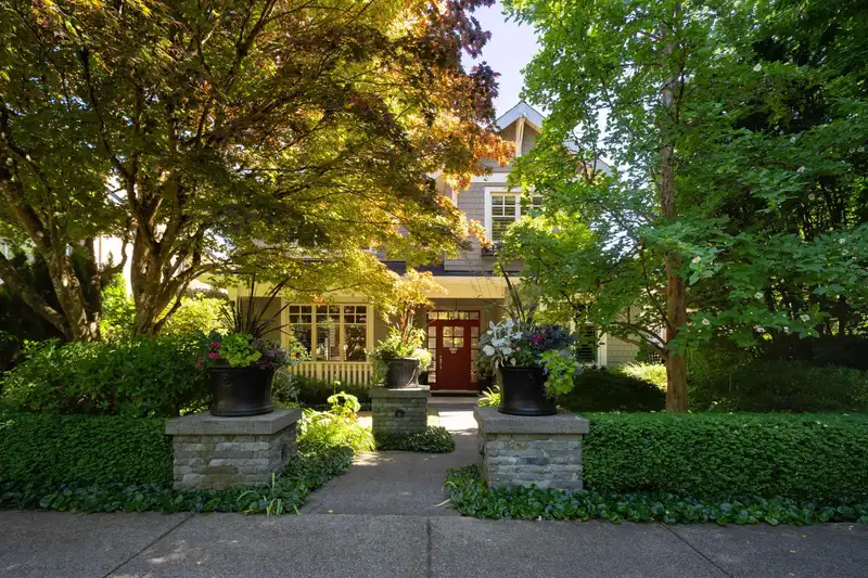 4256 W 14TH AVENUE - photo 1 of 40