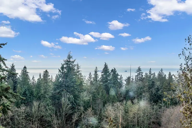 1102 3533 ROSS DRIVE - photo 1 of 25