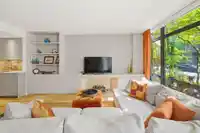 1259 RICHARDS STREET - thumbnail 3