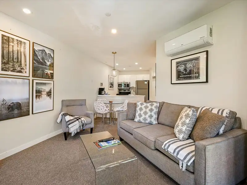 326 4360 LORIMER ROAD - photo 4 of 24