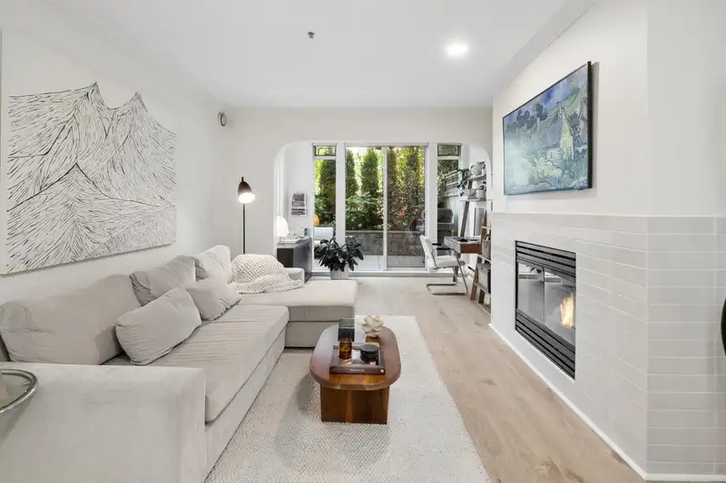 114 155 E 3RD STREET - photo 2 of 27